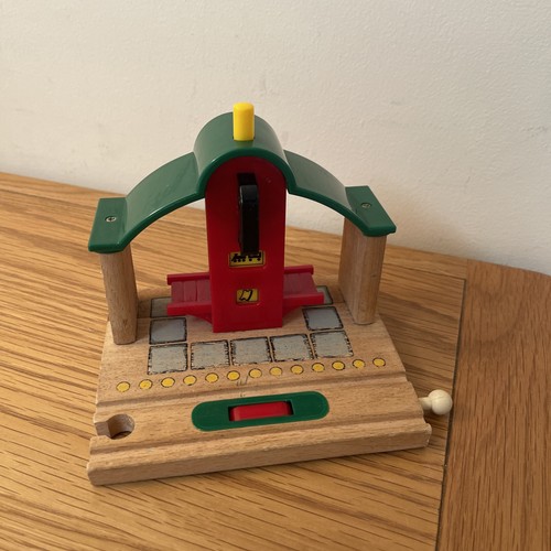 Brio 33681 stazione - 33681, stop
